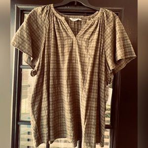 Flutter Sleeve Top plus size 3X color Green , Brand new with Tags